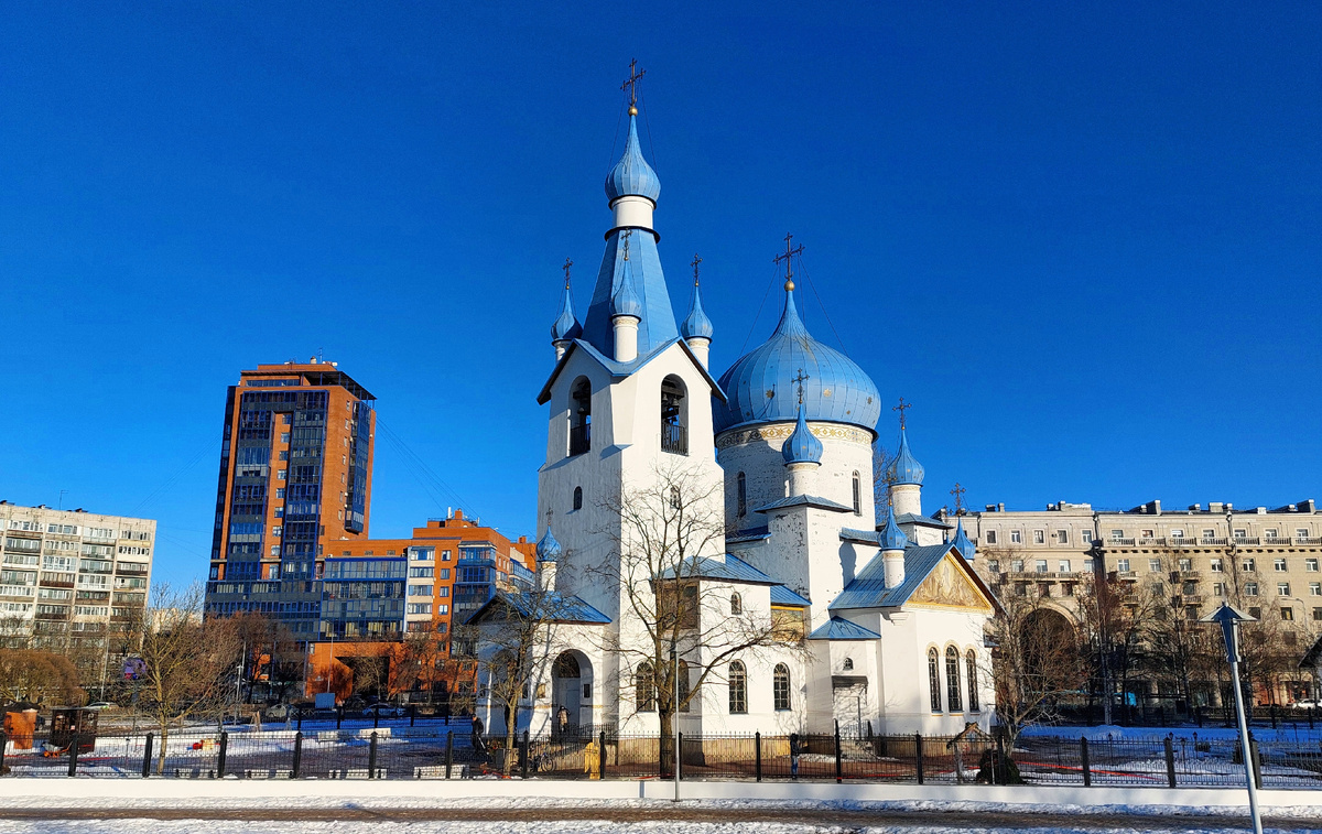 Адреса и телефоны храмов в Московском районе