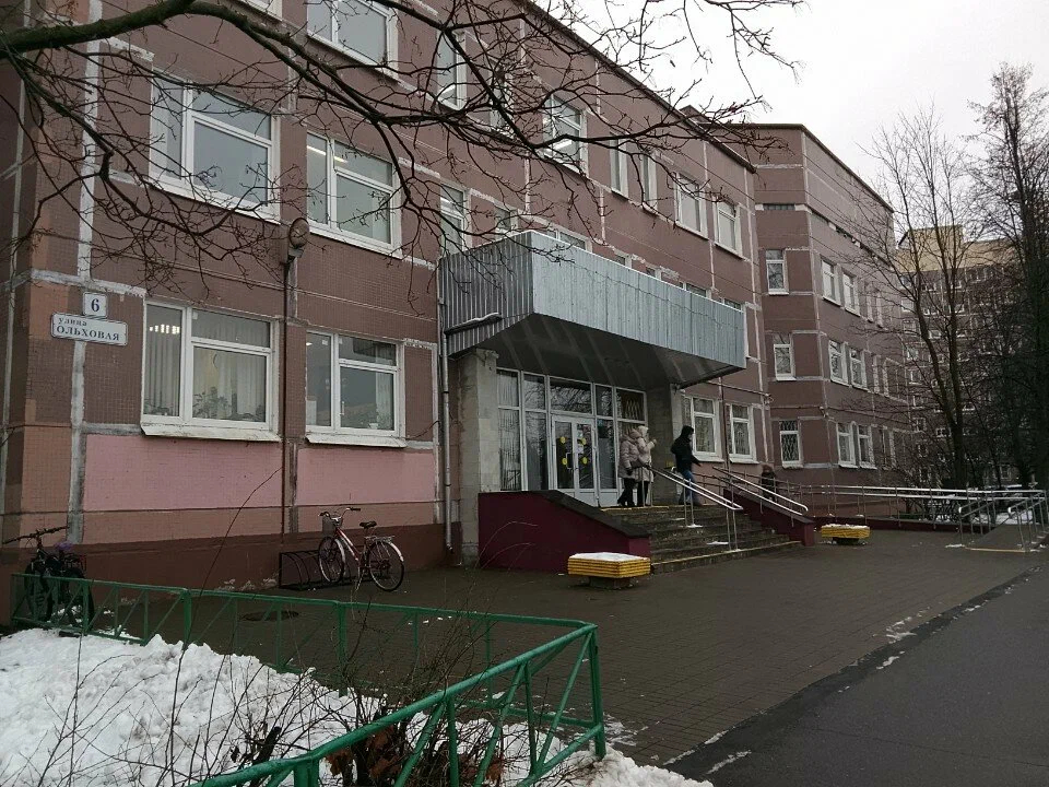 Больницы Приморского района