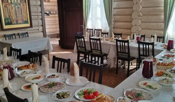 трапезная поминки Горское